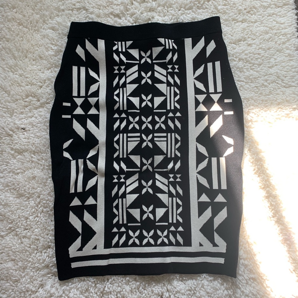 H&M high waisted skirt